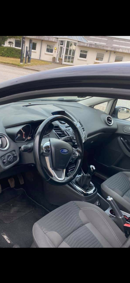 Ford Fiesta 1,6 TDCi 95 Titanium 5d