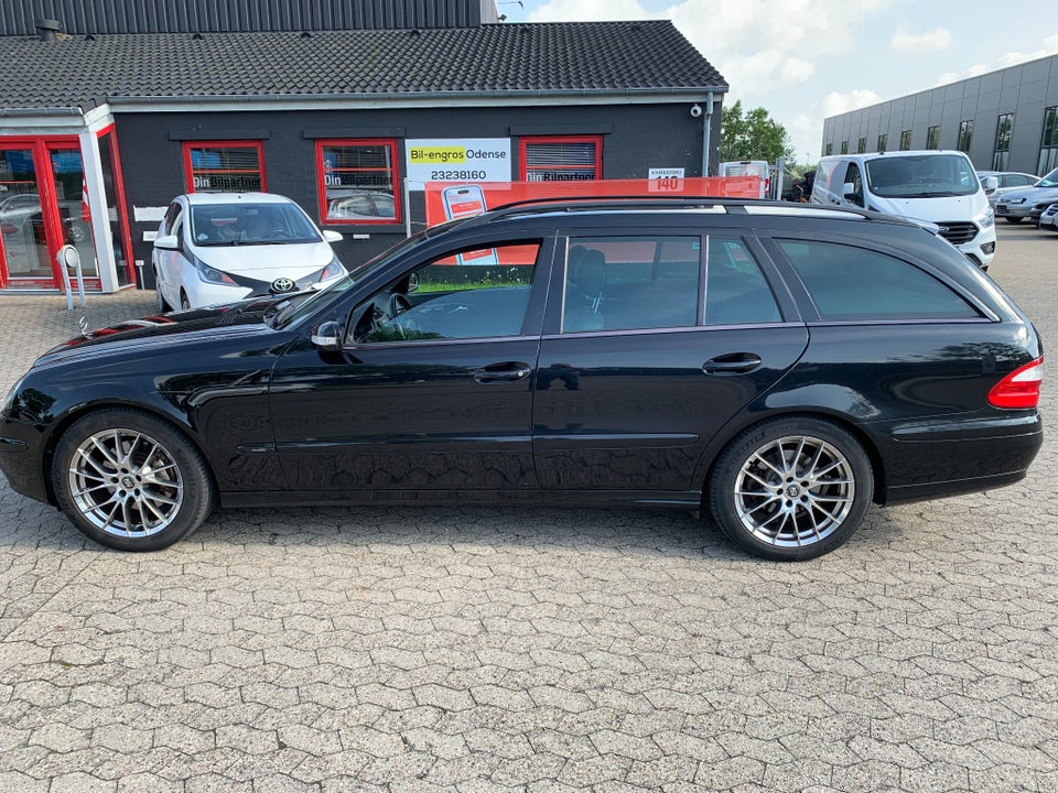 Mercedes E320 3,0 CDi Classic stc. aut. 5d