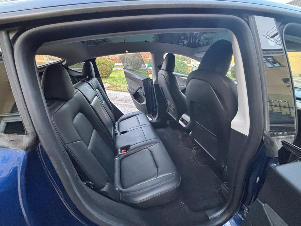 Tesla Model Y Long Range AWD 5d