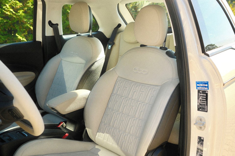 Fiat 500e 42 la Prima by Bocelli 3d