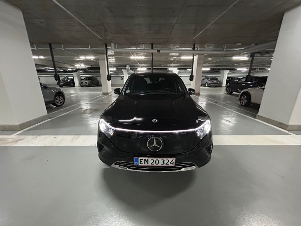 Mercedes EQB300 Progressive 4Matic 5d