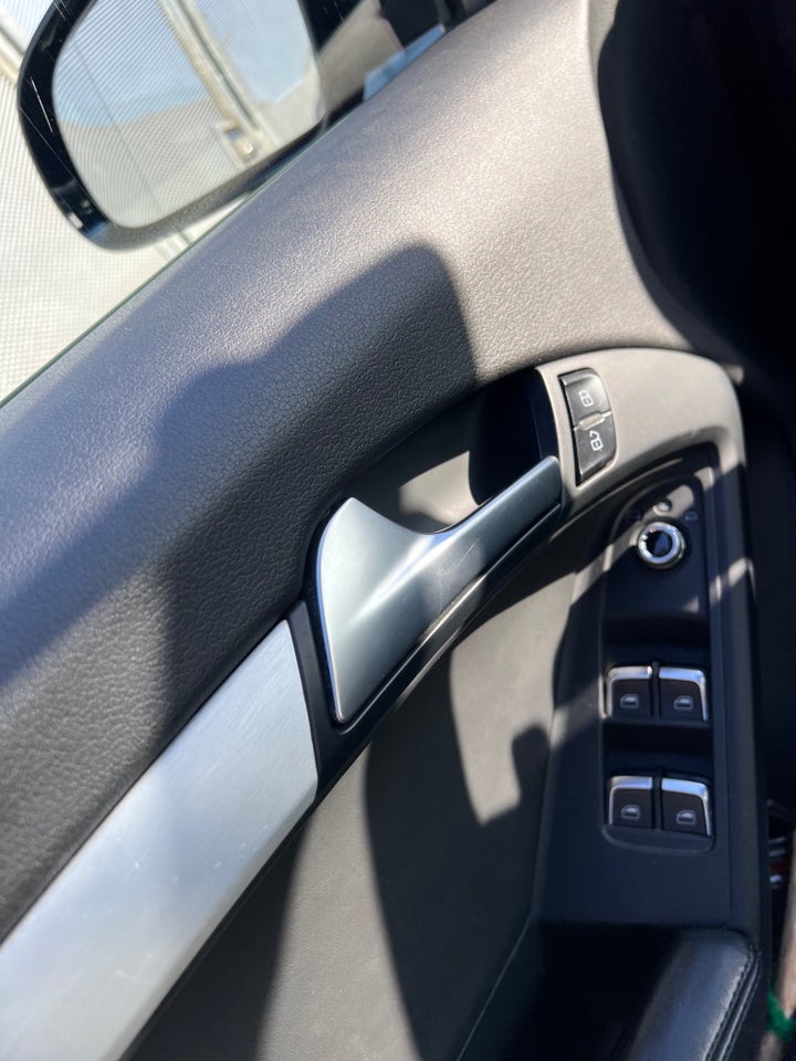 Audi A5 2,0 TDi S-line Cabriolet Multitr. 2d