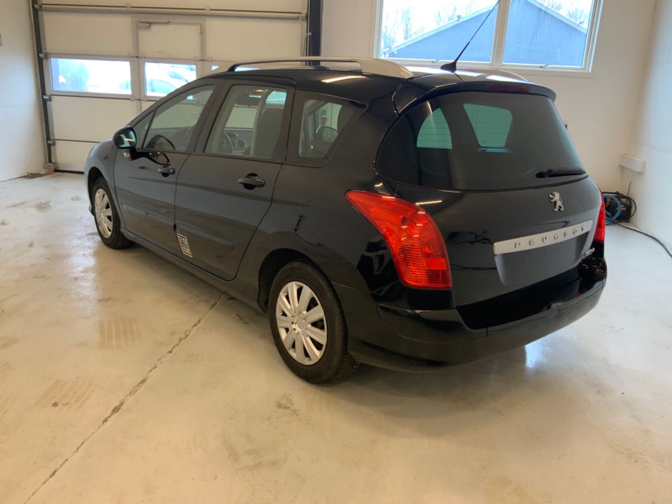 Peugeot 308 1,6 HDi 109 Premium SW Van 5d