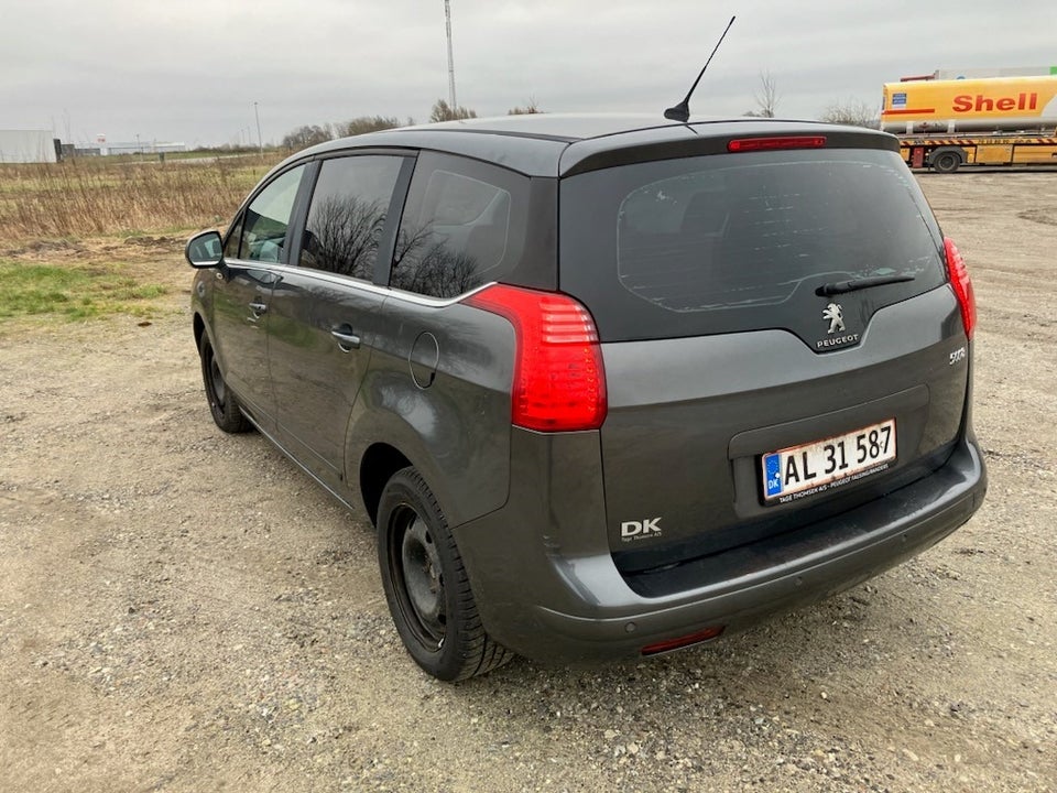 Peugeot 5008 2,0 HDi 150 Style 7prs 5d