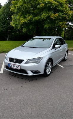 Seat Leon 1,6 TDi 110 Style ST DSG 5d