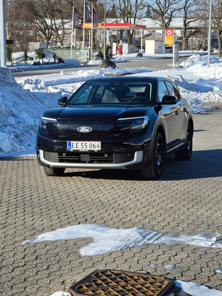 Ford Explorer 77 Premium Extended Range 5d