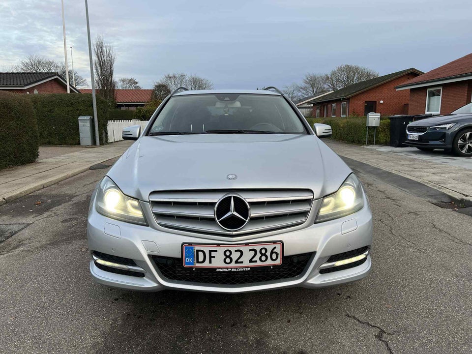 Mercedes C220 2,2 CDi stc. aut. BE 5d
