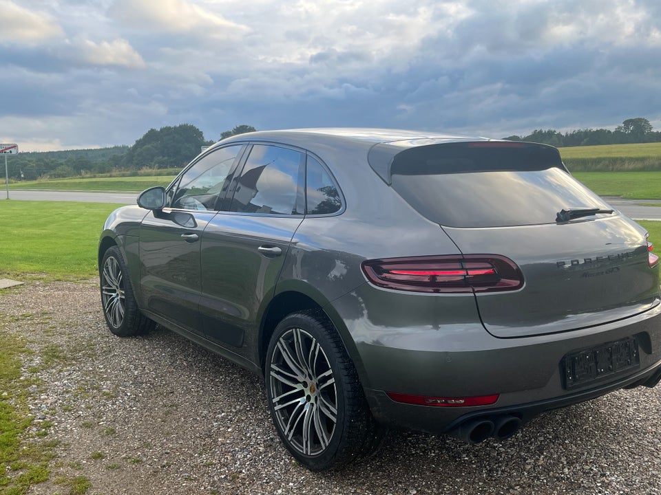 Porsche Macan GTS 3,0 PDK 5d