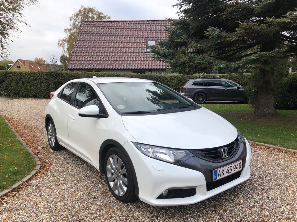 Honda Civic 1,8 i-VTEC Sport 5d