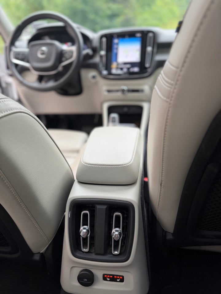Volvo XC40 1,5 T5 ReCharge Inscription aut. 5d