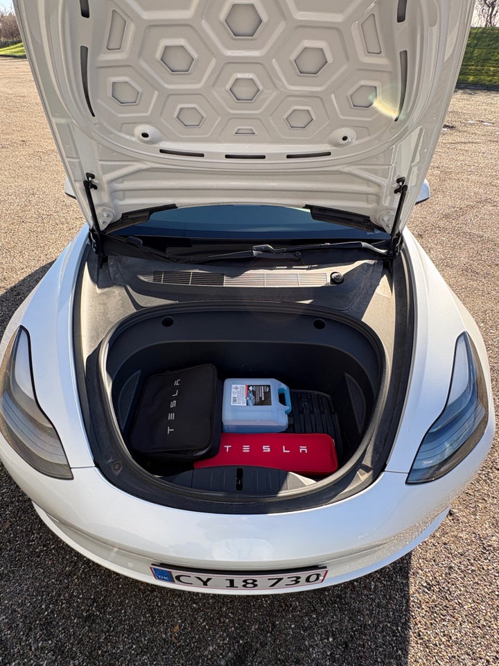 Tesla Model 3 Performance AWD 4d