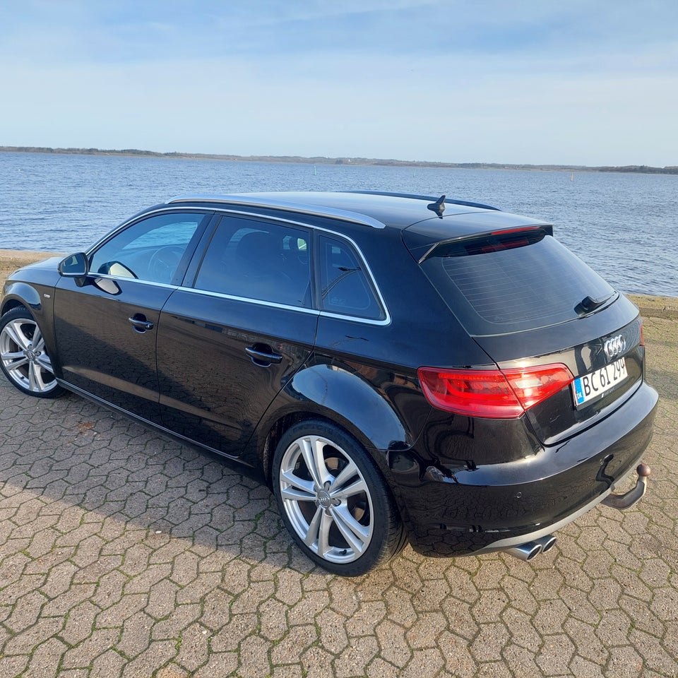 Audi A3 2,0 TDi 150 S-line Sportback S-tr. 5d