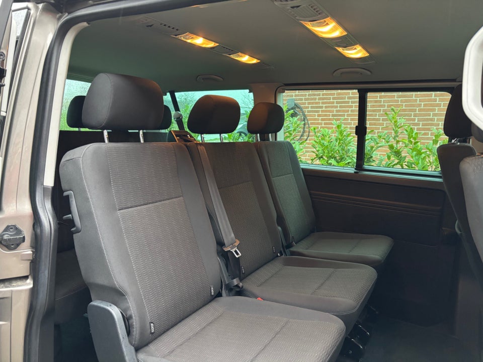 VW Caravelle 2,0 TDi 150 Comfortline DSG kort