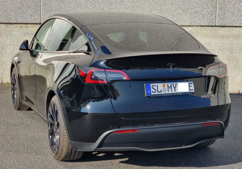 Tesla Model Y Performance AWD 5d