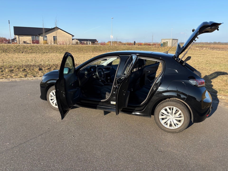 Peugeot 208 1,2 PureTech 100 Allure+ 5d