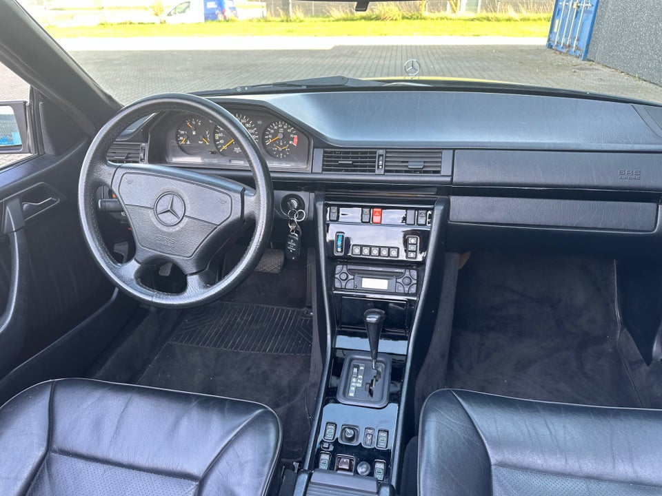 Mercedes 300 CE-24 3,0 Cabriolet aut. 2d