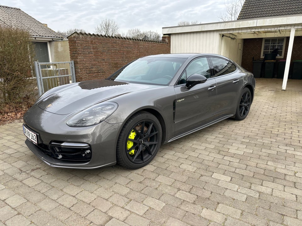 Porsche Panamera 4 2,9 E-Hybrid PDK 5d