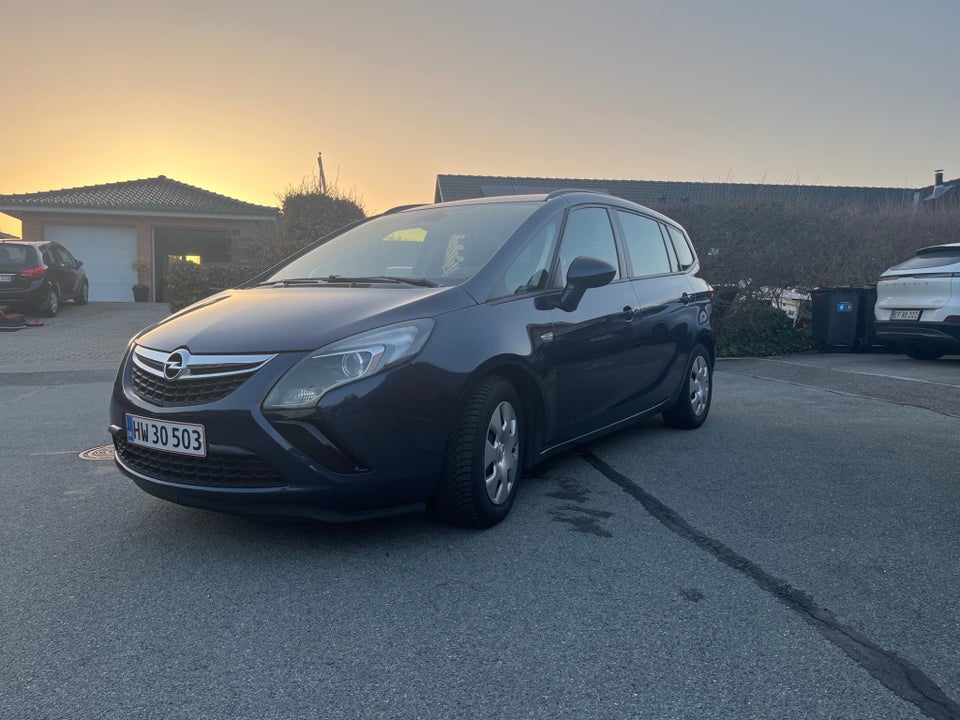 Opel Zafira Tourer 1,4 T 140 Enjoy eco 7prs 5d