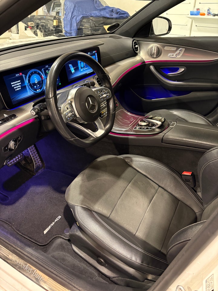 Mercedes E300 de 2,0 AMG Line stc. aut. 5d