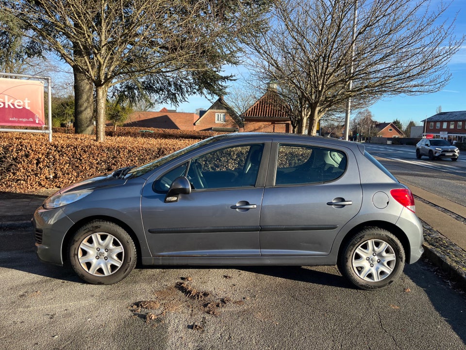 Peugeot 207 1,4 HDi 68 5d