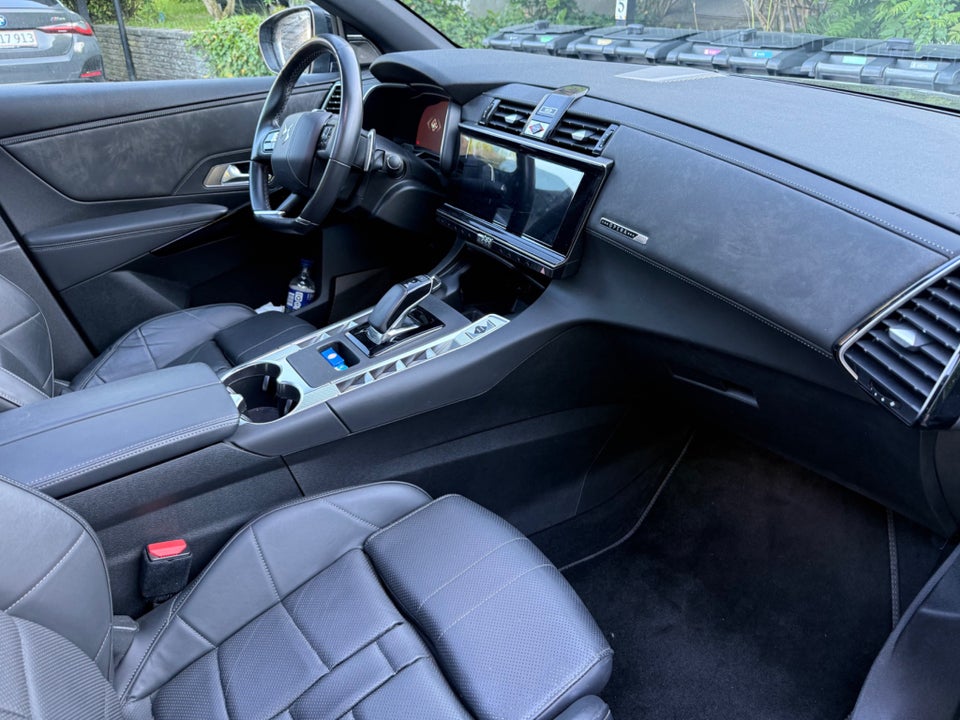 DS DS 7 CrossBack 1,6 E-Tense Opera EAT8 5d