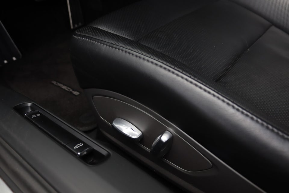 Porsche 911 Carrera S 3,8 Cabriolet PDK 2d