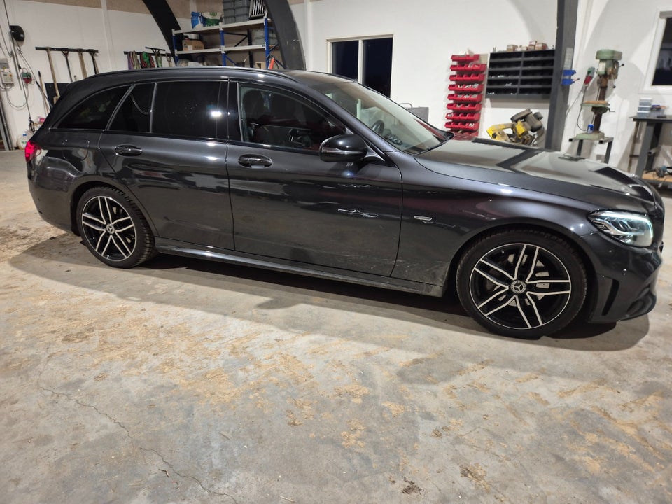 Mercedes C220 d 2,0 AMG Line Night Edition stc. aut. 5d
