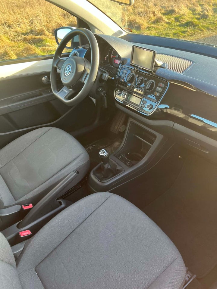 VW Up! 1,0 75 Move Up! BMT 5d