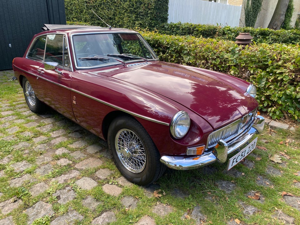 MG B 1,8 GT 3d