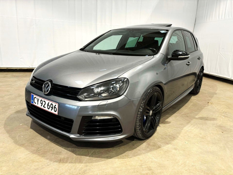 VW Golf VI 2,0 R DSG 4Motion 5d