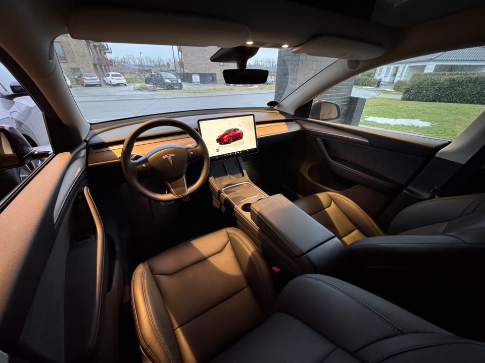 Tesla Model Y Performance AWD 5d