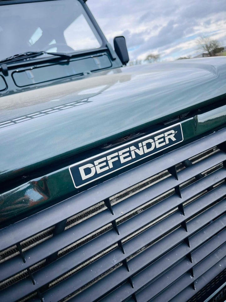 Land Rover Defender 110 2,5 TD5 10prs 5d