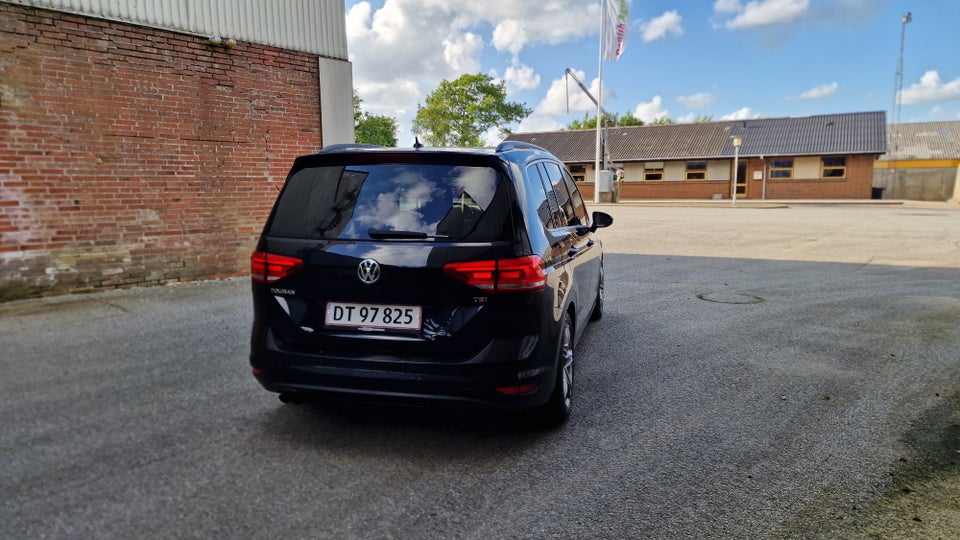 VW Touran 1,4 TSi 150 Highline 7prs 5d