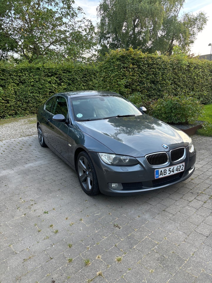 BMW 330i 3,0 Coupé 2d