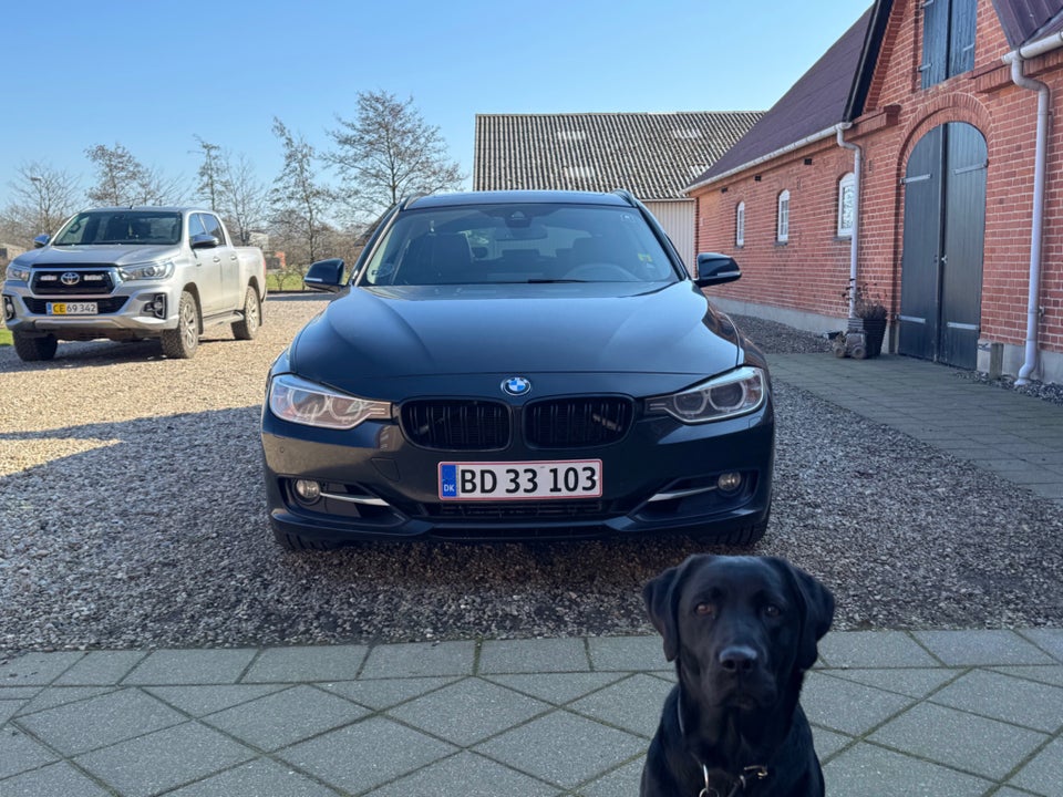BMW 330d 3,0 Touring Sport Line aut. 5d