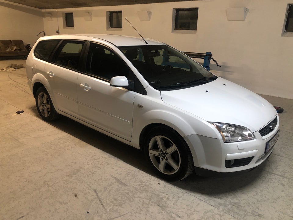 Ford Focus 1,6 TDCi 90 Trend 5d