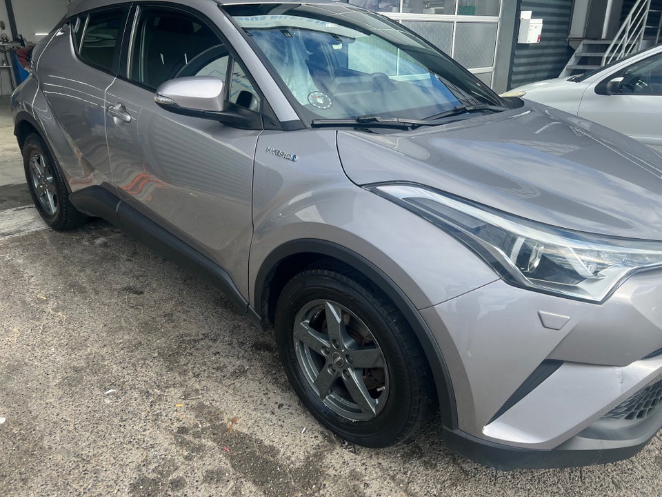 Toyota C-HR 1,8 Hybrid C-ULT CVT Van 5d