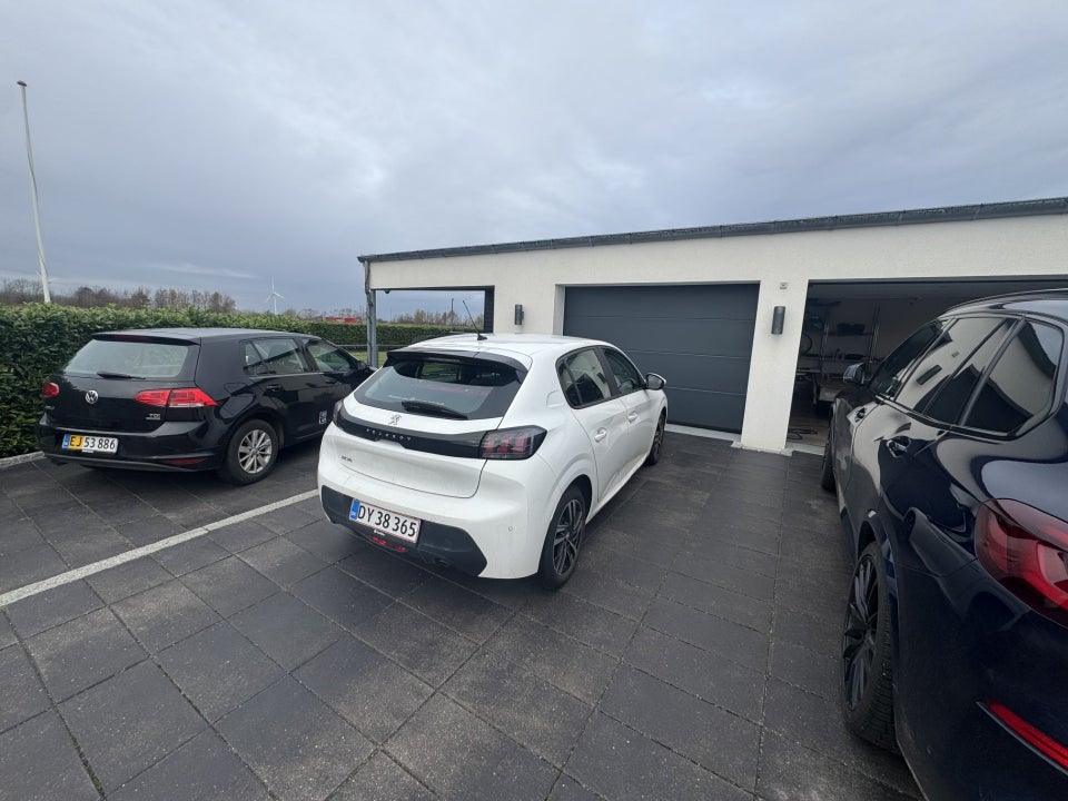 Peugeot 208 1,2 PureTech 75 Active 5d