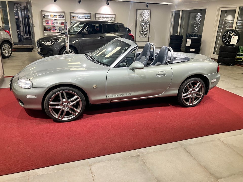 Mazda MX-5 1,8i  2d