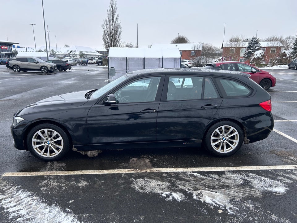 BMW 320d 2,0 Touring M Performance aut. 5d