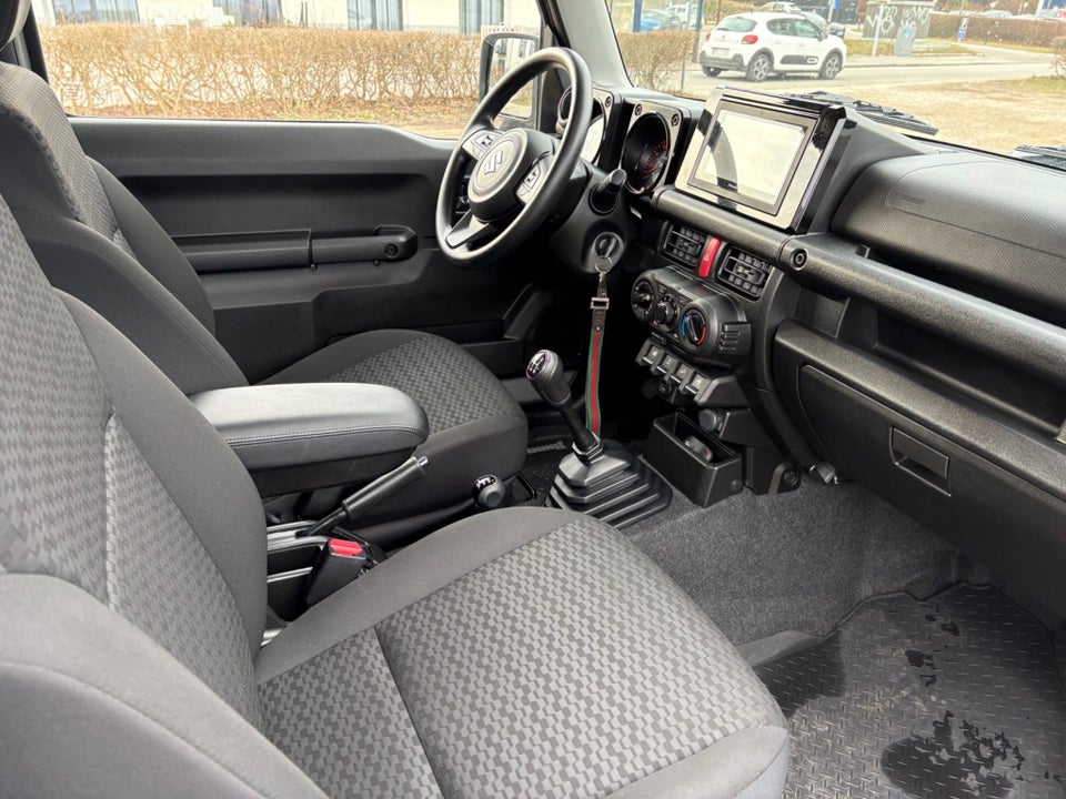 Suzuki Jimny 1,5 Active AllGrip Van 3d