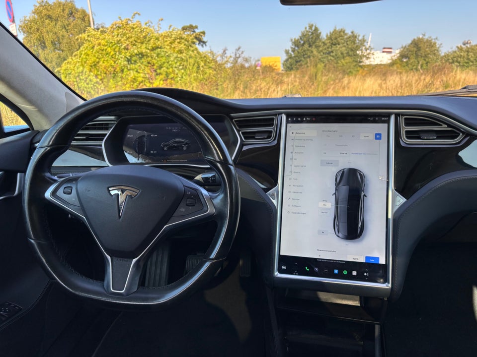 Tesla Model S 70D 5d
