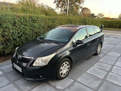 Toyota Avensis 2,0 D-4D TX stc. 5d