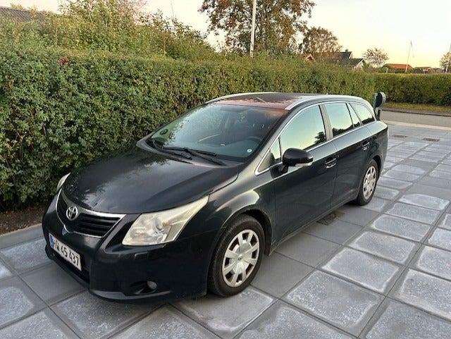 Toyota Avensis 2,0 D-4D TX stc. 5d