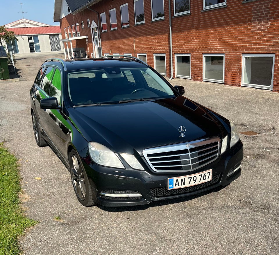 Mercedes E300 3,0 CDi Avantgarde stc. aut. 5d