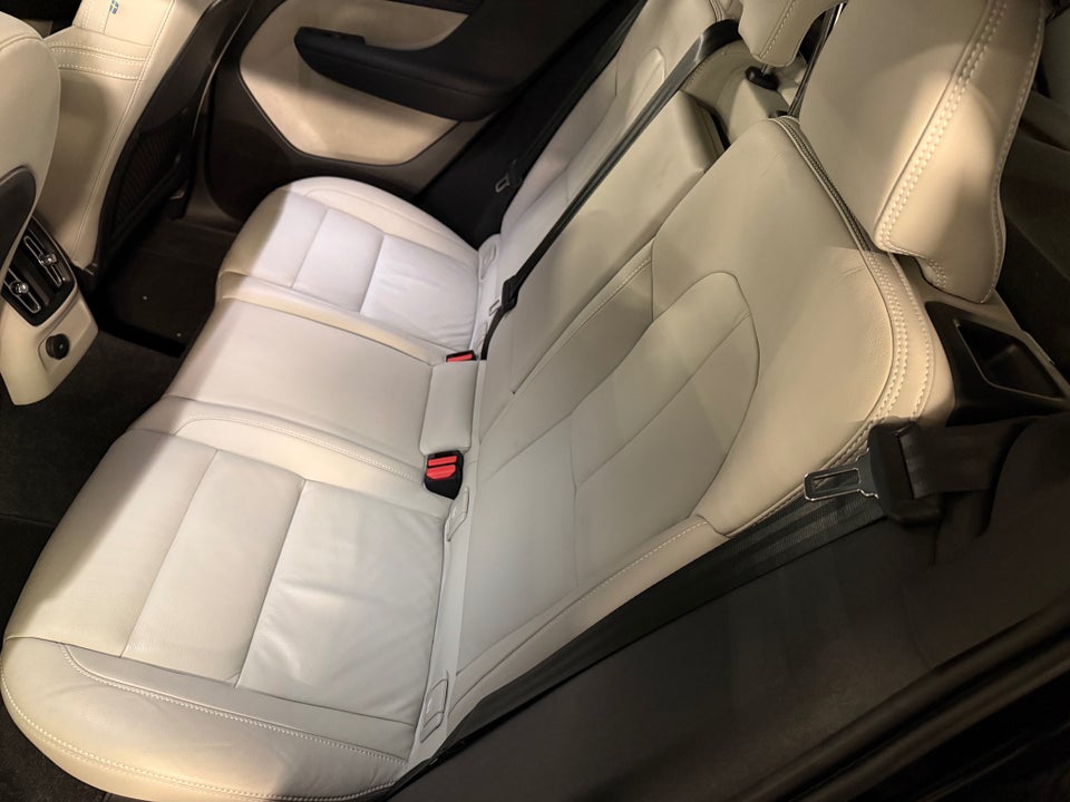 Volvo XC40 1,5 T4 ReCharge Inscription X aut. 5d