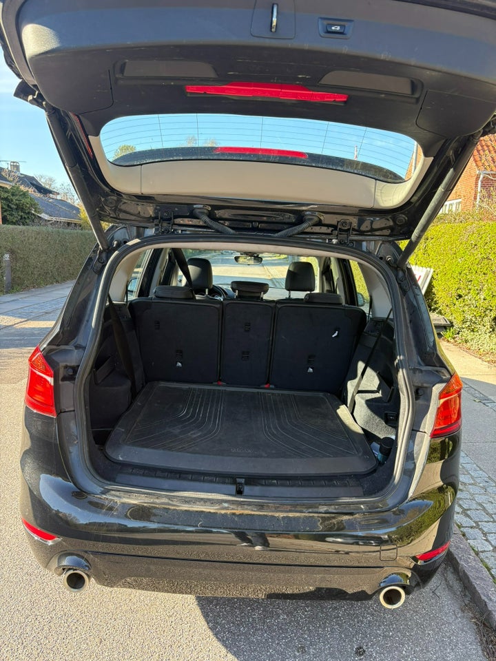 BMW 220i 2,0 Gran Tourer Sport Line aut. 7prs 5d