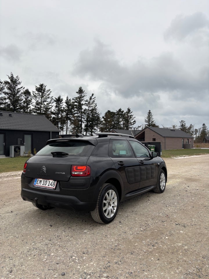 Citroën C4 Cactus 1,6 BlueHDi 100 Feel Complet 5d