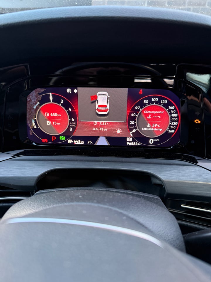 VW Golf VIII 1,4 eHybrid DSG 5d