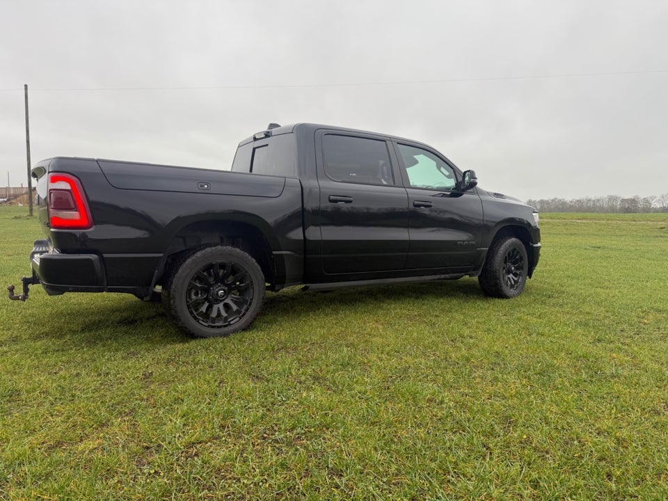 Dodge RAM 1500 5,7 V8 Hemi Laramie Night aut. 4d